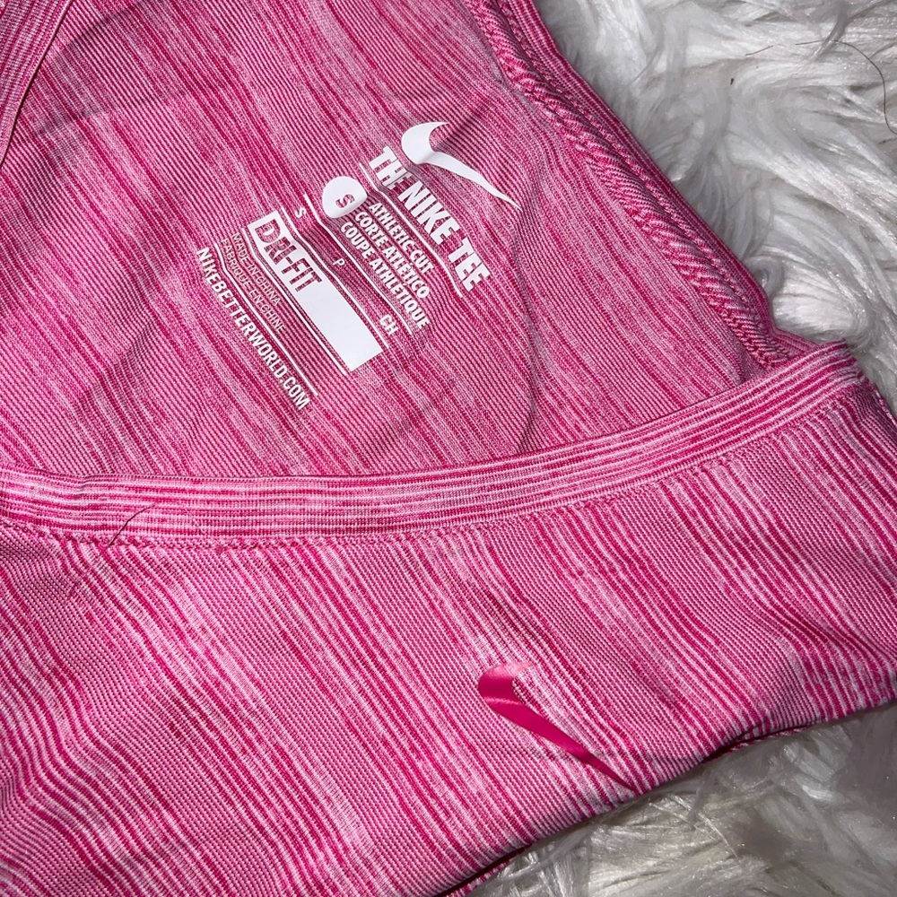 Nike tee Dri-Fit Athletic cut pink small